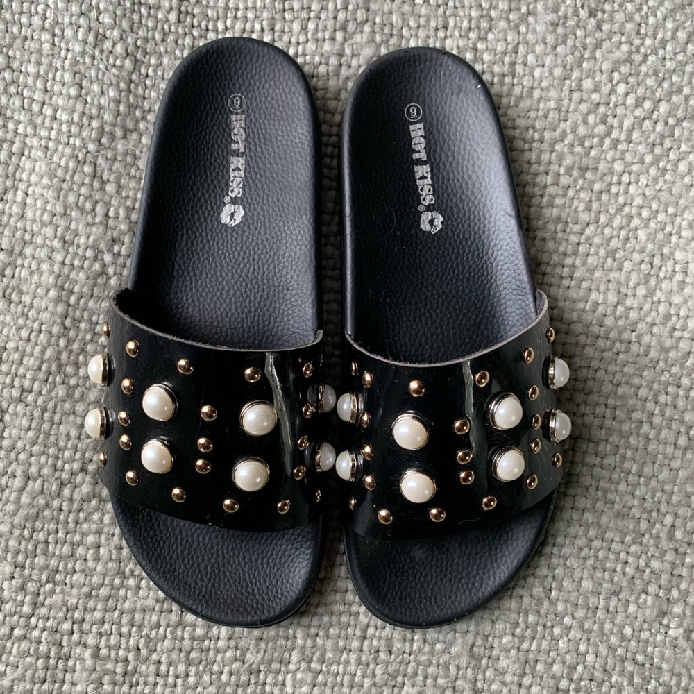 Hot kiss slides